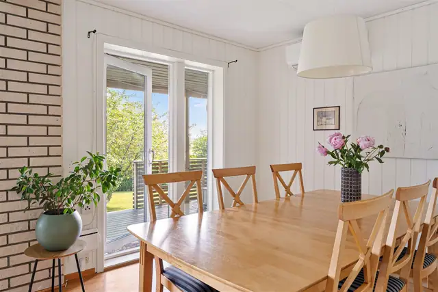 Lekker familiebolig med god standard. Flott utsikt & fine uteområder. Barnevennlig & attraktiv beliggenhet. — bilde 7