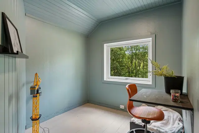 Charming detached house by the beautiful Skjækerfossen waterfall. Right next to fine areas for hunting, fishing and outdoor life. — image 18