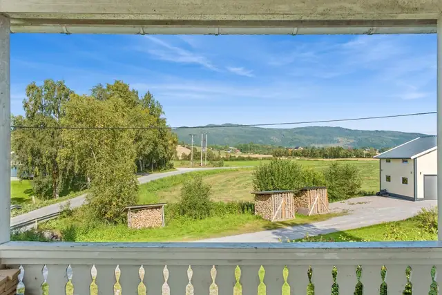 Utsikt fra terrasse.