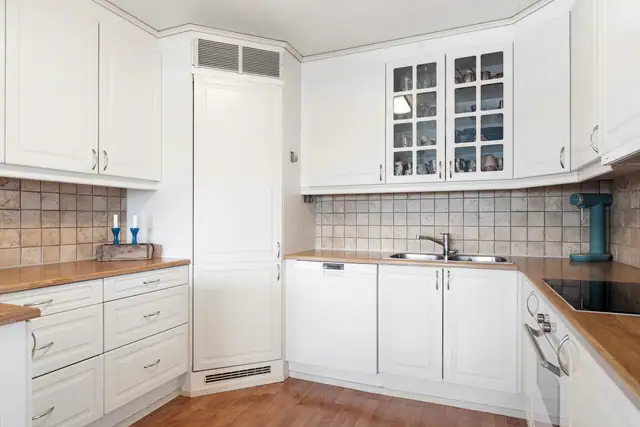 Kjølehjørne med god plass til oppbavering.
