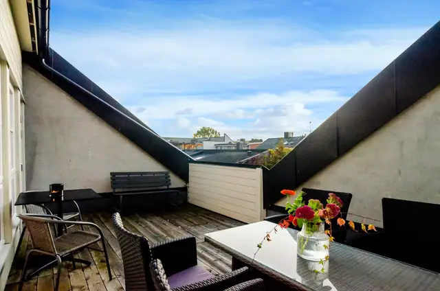 Felles takterrasse med gode solforhold.