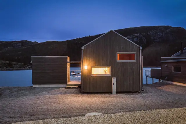 Lauvsnes - Kun 1 igjen! Fiske fra brygga? Unike rorbuer med idyllisk beliggenhet i sjøkanten. Flytebrygge like ved. — bilde 7