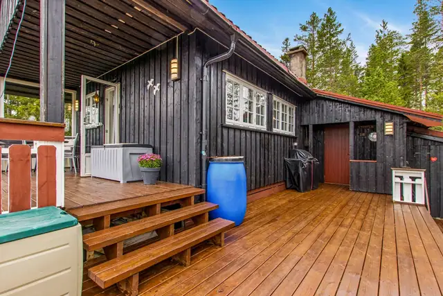 Her kan utsikten og solnedgangen nytes i fred og ro
