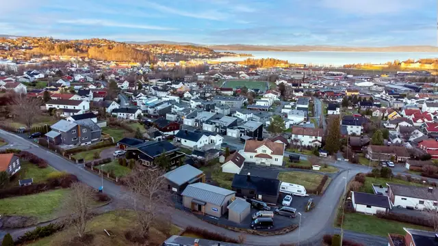 Boligene ligger fint til på Bruborg med gode solforhold.