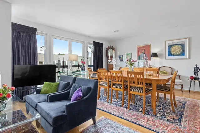 Åpen stue/kjøkken løsning på hele 67 m².